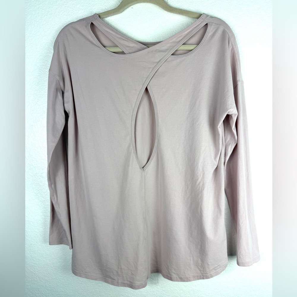 Lululemon long sleeve top ballet pink size 4